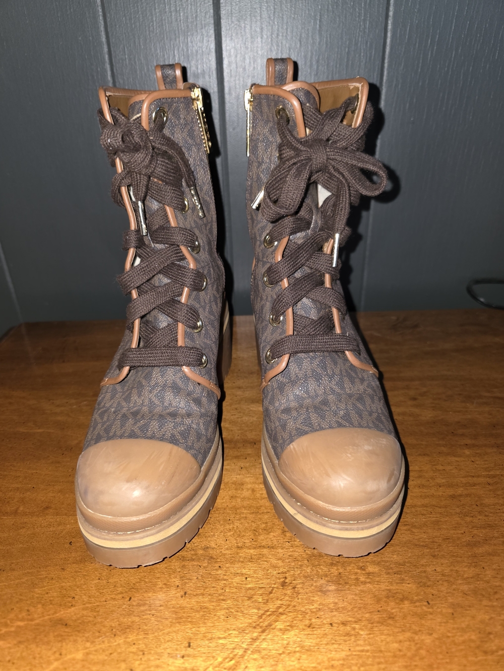 Michael Kors Brown Lace-Up Platform Boots Size 6 - Picture 4 of 16